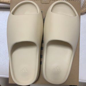 adidas Yeezy Slide Bone